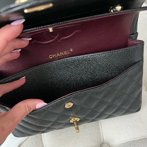 Chanel Classic double flap Caviar with Gold hardware - Picture 15 of 15